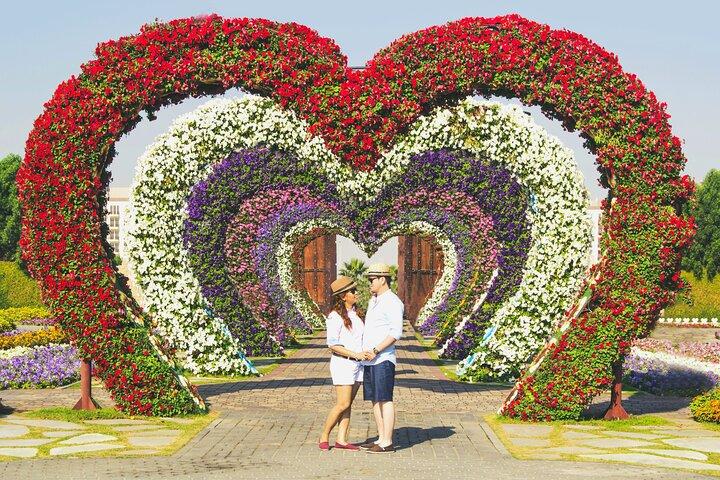 Miracle Garden et Global Village avec transferts depuis Abu Dhabi