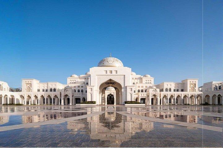 Visite privée de la ville d'Abu Dhabi depuis Dubaï avec la Grande Mosquée et prise en charge