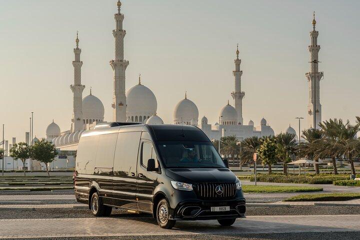 Excursion d'une journée en élite à Abu Dhabi Mosquée Sheikh Zayed et palais royal