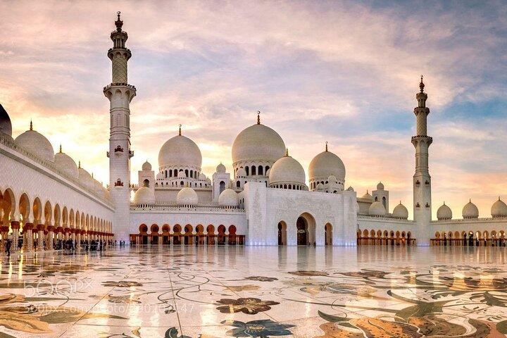 Visite privée d'Abu Dhabi avec la Grande Mosquée et déjeuner