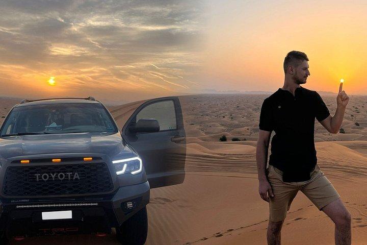 Safari dans le désert au lever du soleil avec expérience animalière à Dubaï