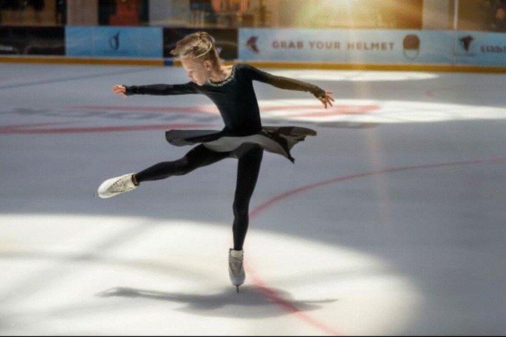 Patinoire de Dubaï Expérience de 90 minutes en patinage à glace au Dubai Mall