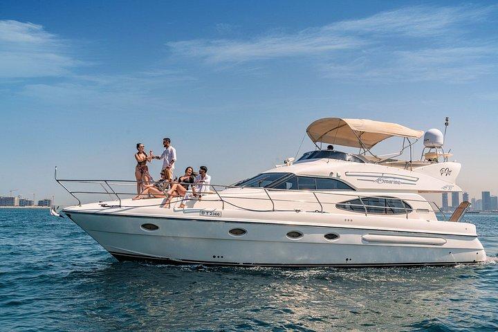 3 Hour Best Luxury Boat Trip jusqu'à 12 invités Événement privé