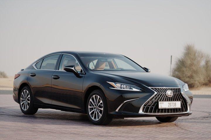 Lexus Private Airport Transfert vers OU depuis l'aéroport de Dubaï