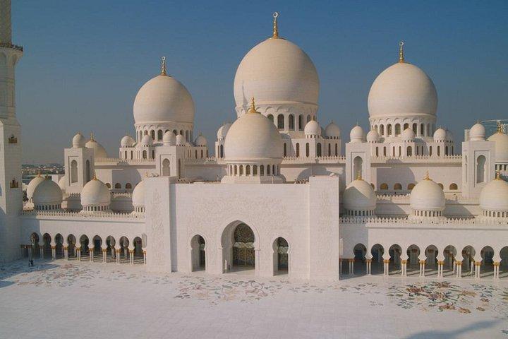 Tour de ville d'Abou Dabi avec la mosquée Sheikh Zayed et Ferrari World