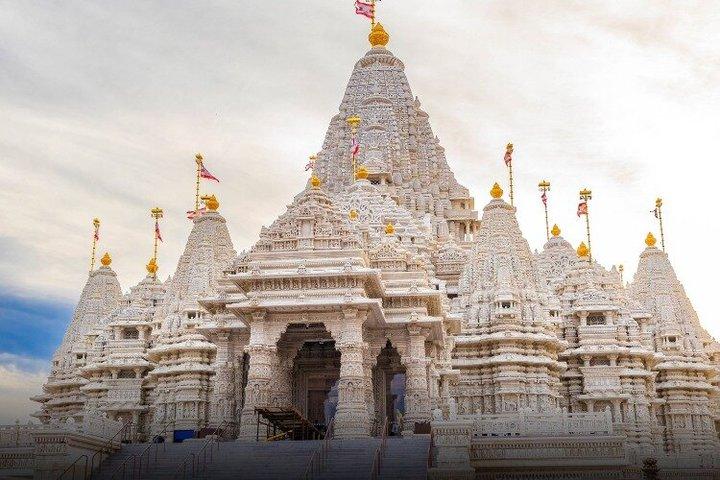 Soirée privée Visite de BAPS Hindu Mandir avec Ganga Aarti Dubai