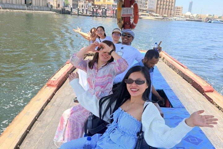 Visite à pied de l'ancien Dubaï : Souks, Creek, balade en Abra et cuisine locale