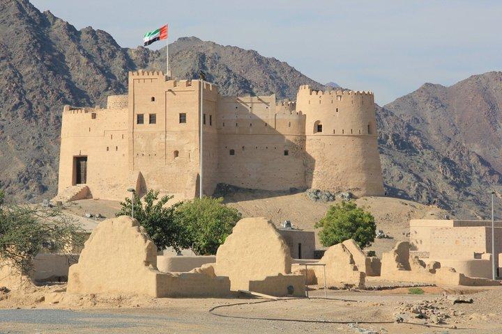 Visite guidée privée d'une journée complète sur la côte Est depuis Dubaï en voiture