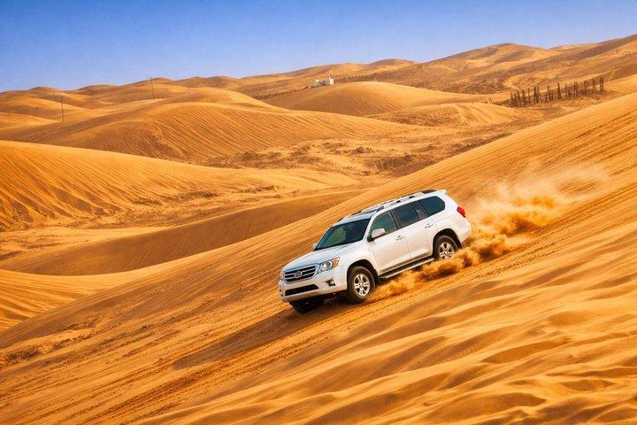 Safari VIP dans le désert de Dubaï avec planche de sable, chameaux, BBQ et option quad