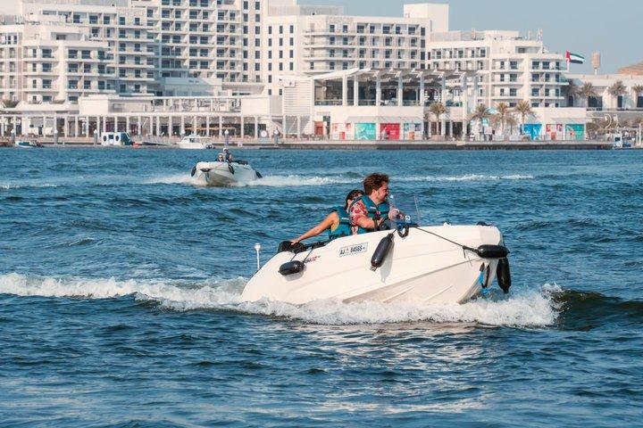 Abu Dhabi : Excursion en bateau rapide de 90 min en auto-conduite sur Yas Island - Avec Guide