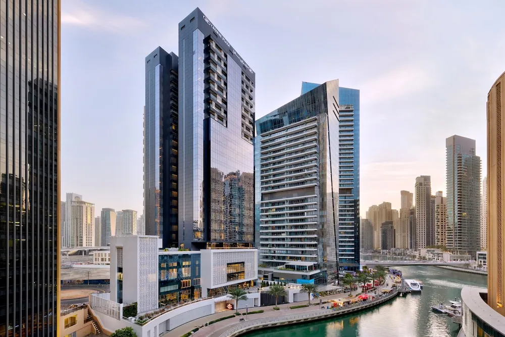 Crowne Plaza Dubai Marina (photo Hotels.com)